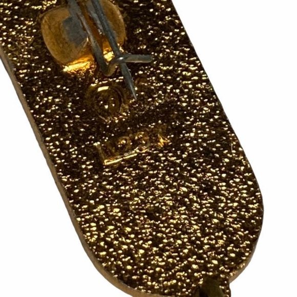 VTG 1980 Moscow Olympic Torch Pin - Picture 4 of 4